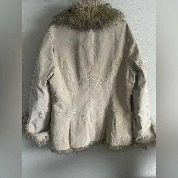 Vintage Y2K Mudd Jeans Leather and Fur Jacket - Picture 9 of 11